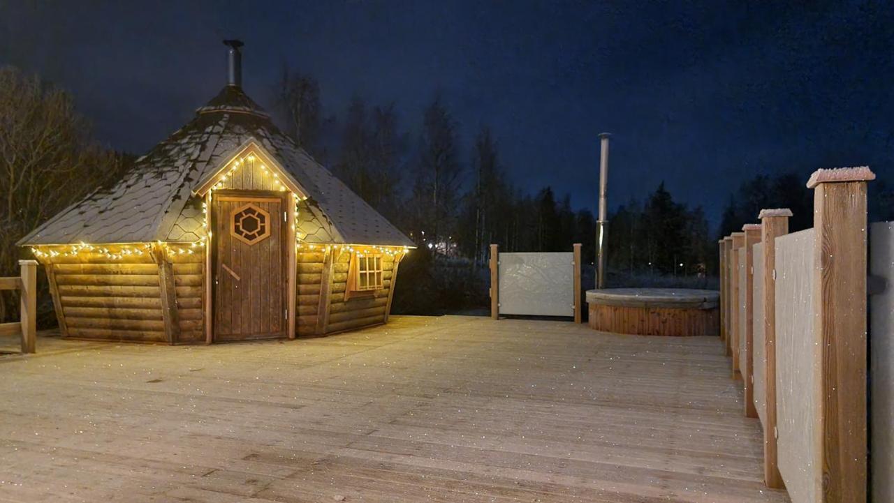 The Friendly Moose Hotel Overtornea Exterior photo